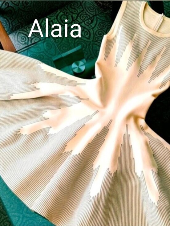Alaia Dresses & Skirts - NWOT ALAÏA Cream / Black Dress Sz 38, US Sz 2/4